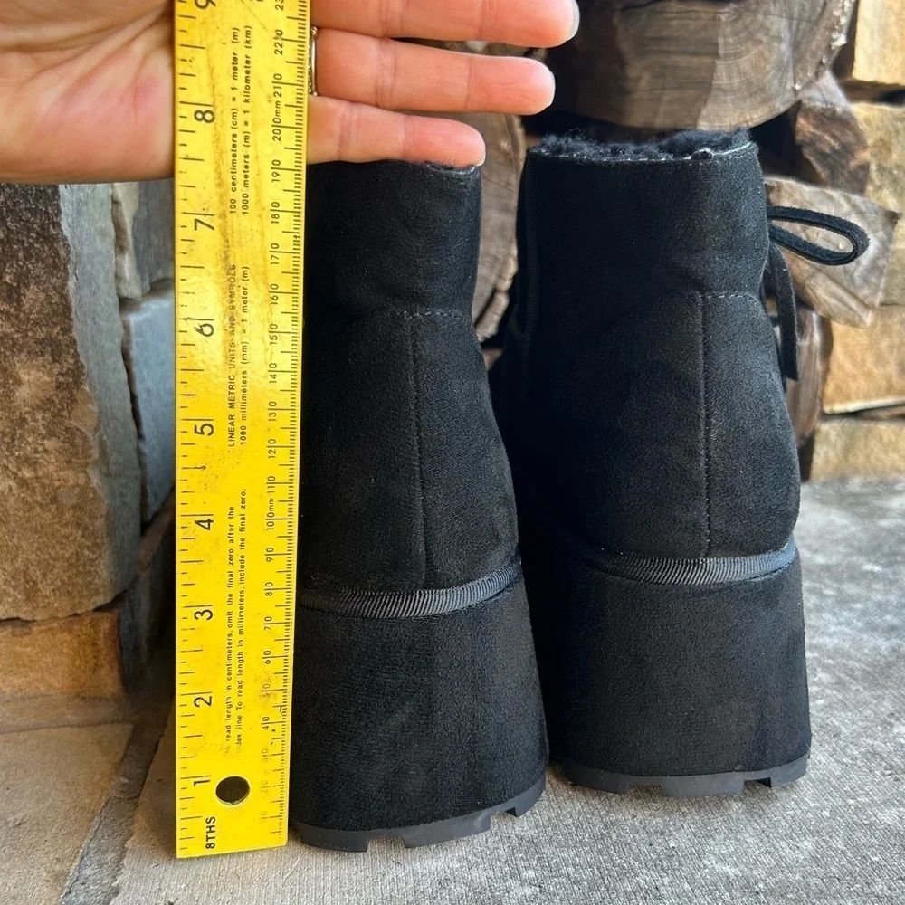 Black Chunky Platform Ankle‎ Sugar Thrillz Boots NWOB Sz-10M. O